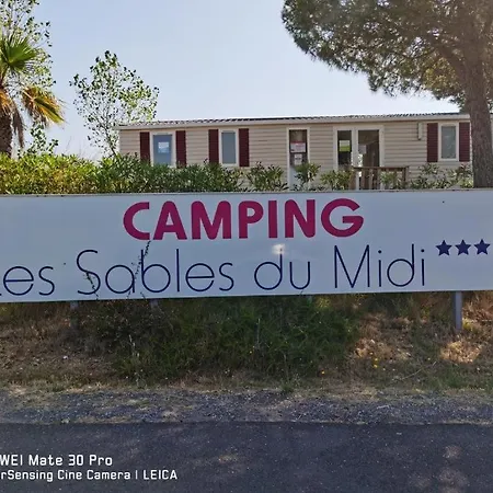 Camping Mobil Les Sables Du Midi 4 Etoiles *